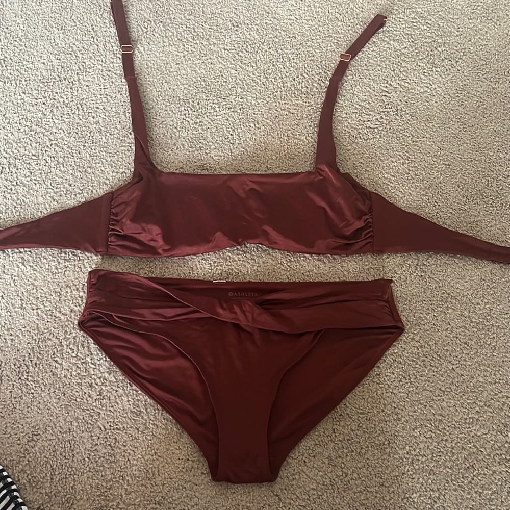 Athleta Bikini / Underwire top